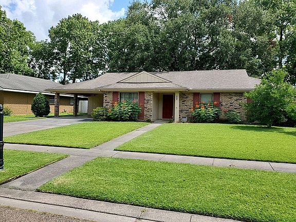 2nd image of 505 Elmwood Dr