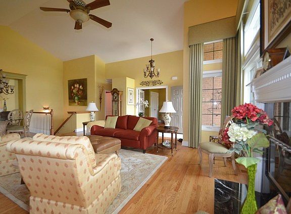 4th image of 20400 Mackinac Pointe Dr #20400