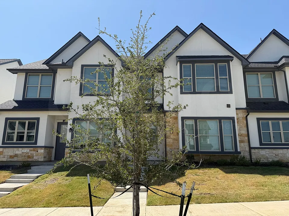 333 Buck Ridge Dr