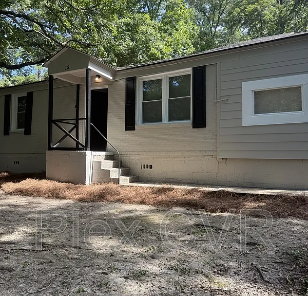 13 Patton Dr — Photo 1
