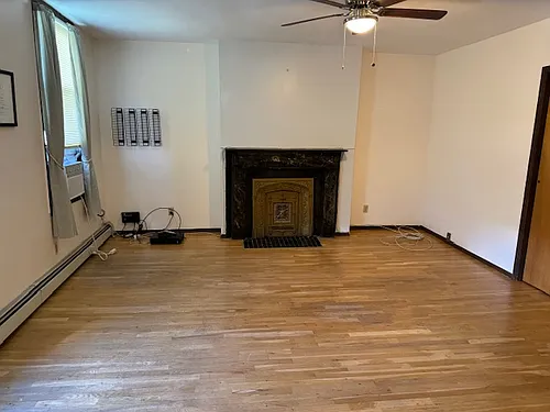 1150 Bloomfield St #3 Photo 1