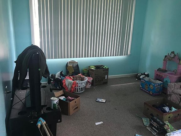 4th image of 4066 Bryan St