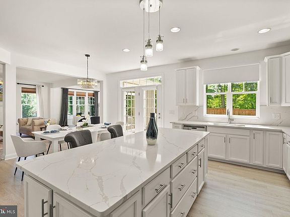 2nd image of 41125 Sheffield Forest Dr