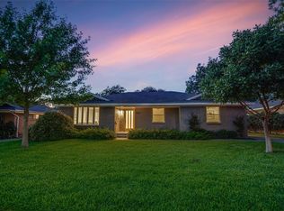 8423 Sweetwood Dr, Dallas, TX 75228