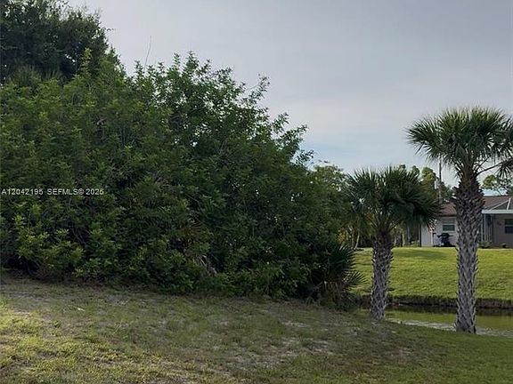 5th image of 140 Albatross Rd