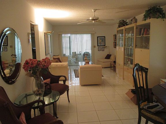 3rd image of 5397 Mariesa Ave