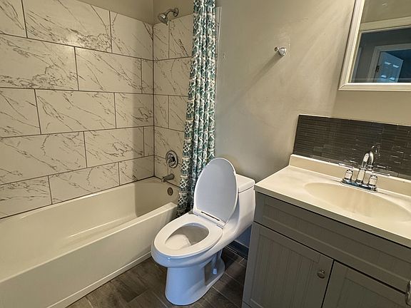 5th image of 20 Southwinds Dr