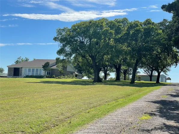 401 S Chickasaw St, Kingston, OK 73439