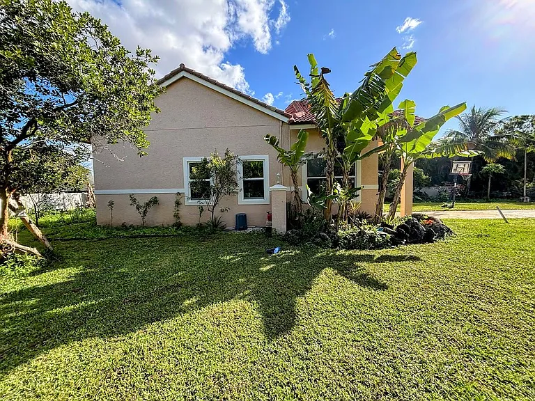 14715 82nd Ln N #SIDE HOUSE — Photo 15