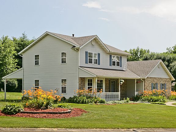 2nd image of 6 Hickory Dr