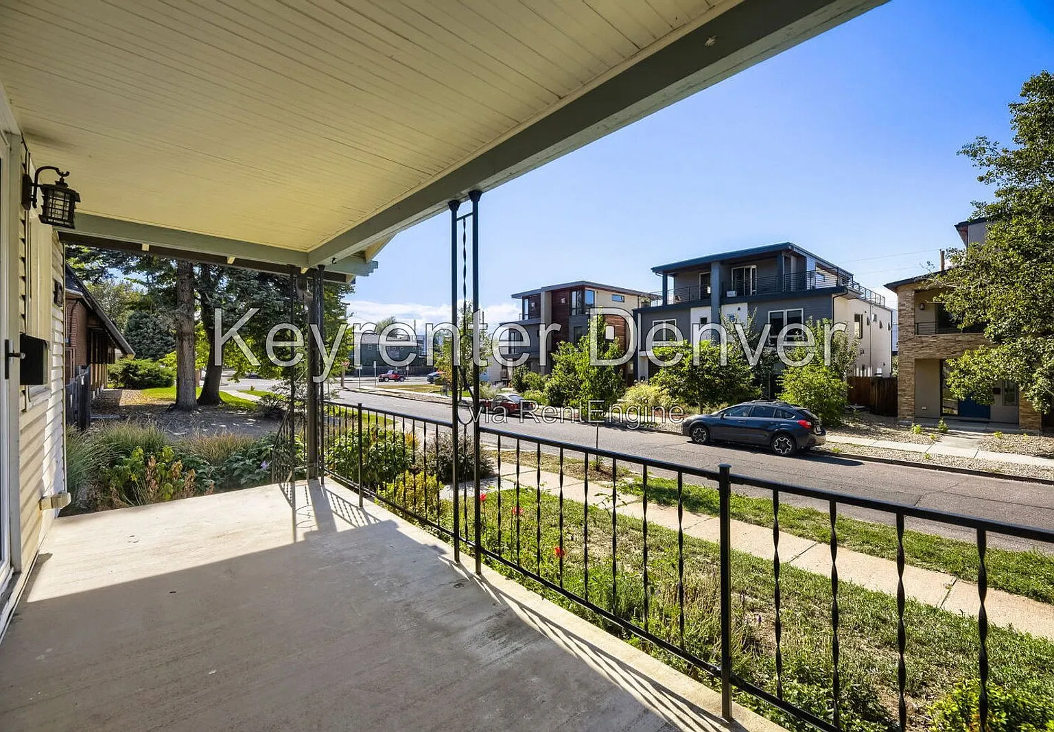 2 bed, 1.0 bath, 1264 sqft, $2,800 — Photo 2
