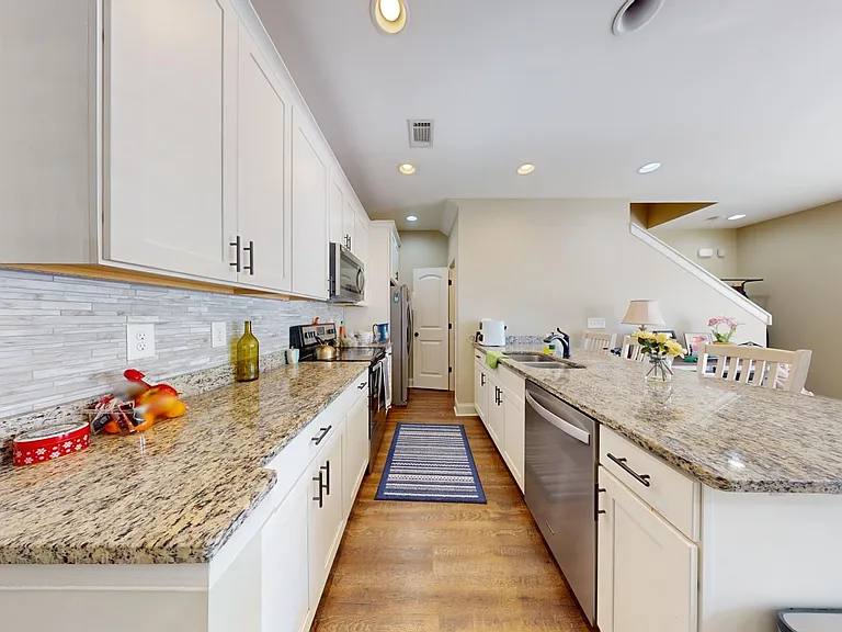 3855 Academy Dr #602 — Photo 7
