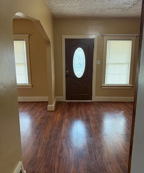 663 Gardendale Ave — Photo 3