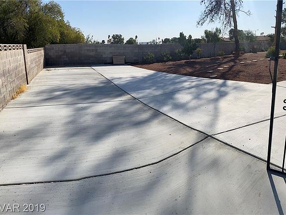 4th image of 3260 S Torrey Pines Dr