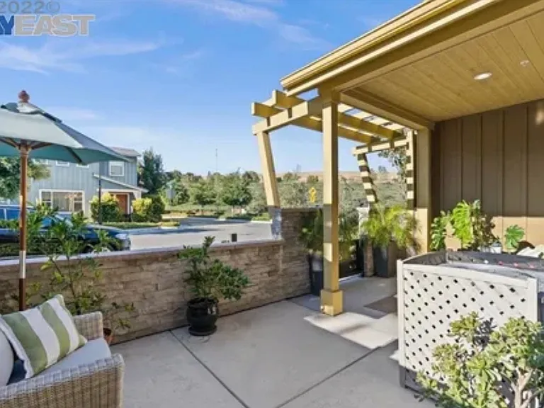271 Fennel Way — Photo 24