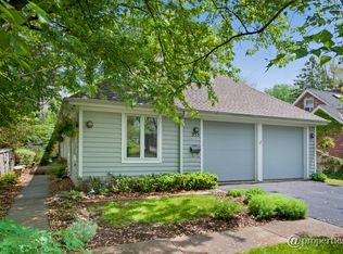 353 Lockwood Ave, Northfield, IL 60093