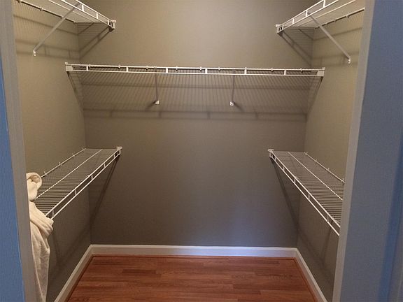 5th image of 2766 McKnight Crossing Ct