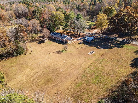 3rd image of 269 Beaver Dam Rd