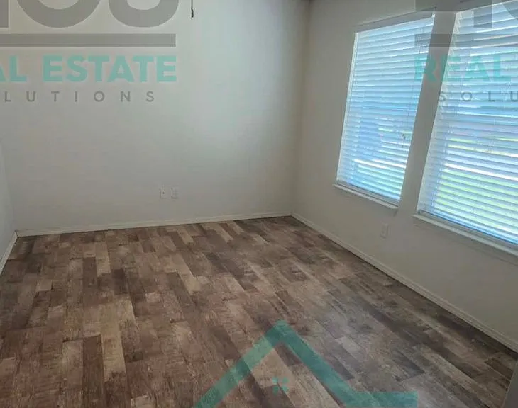 10345 Aberdeen Dr — Photo 9