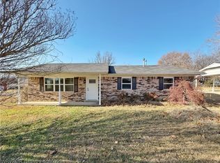 1101 NW 9th St, Stigler, OK 74462