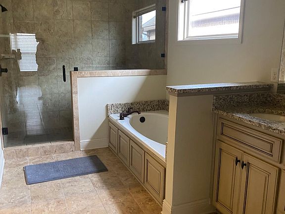 5th image of 4130 Evangeline Way