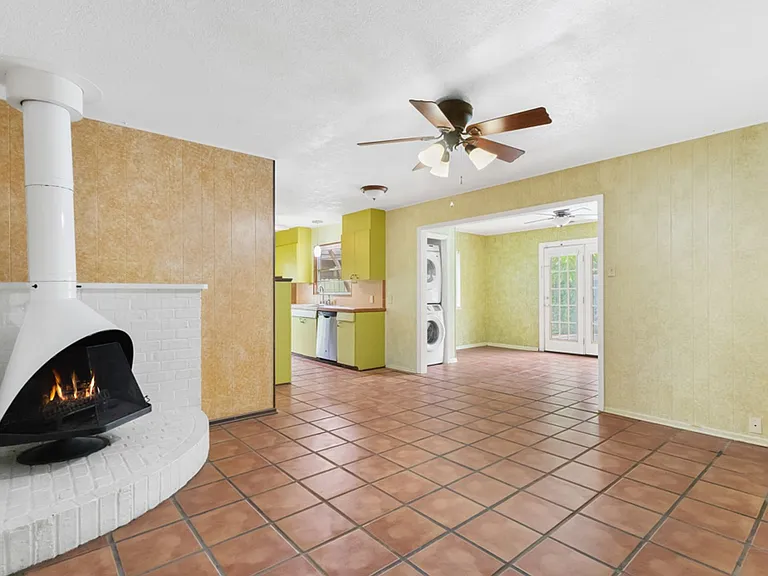 123 Westchester Dr — Photo 11
