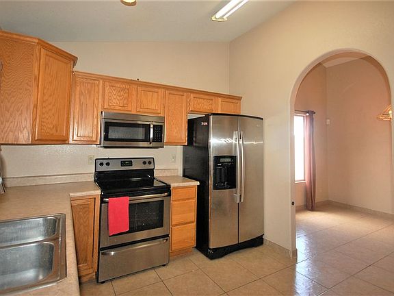 3rd image of 1652 N 90th Dr