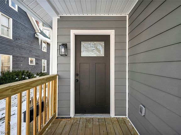 5th image of 4011 Robert Ave