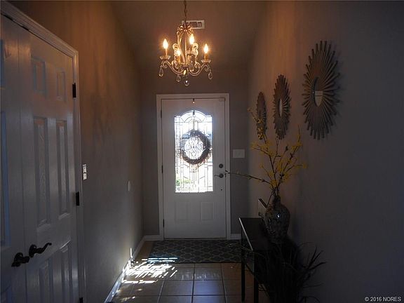 4th image of 2257 Green Meadows Cir