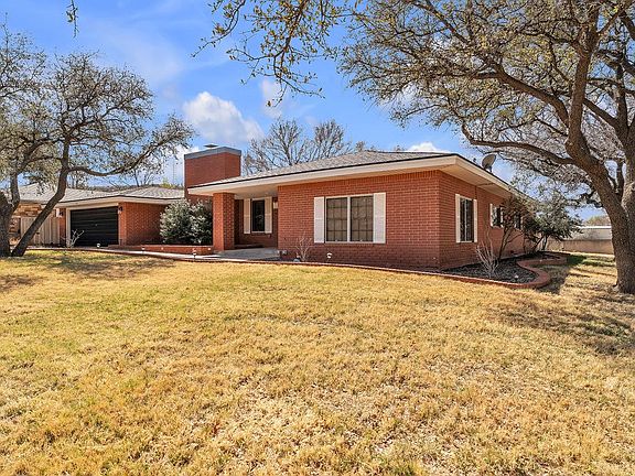 3rd image of 10 Glenwick Cv