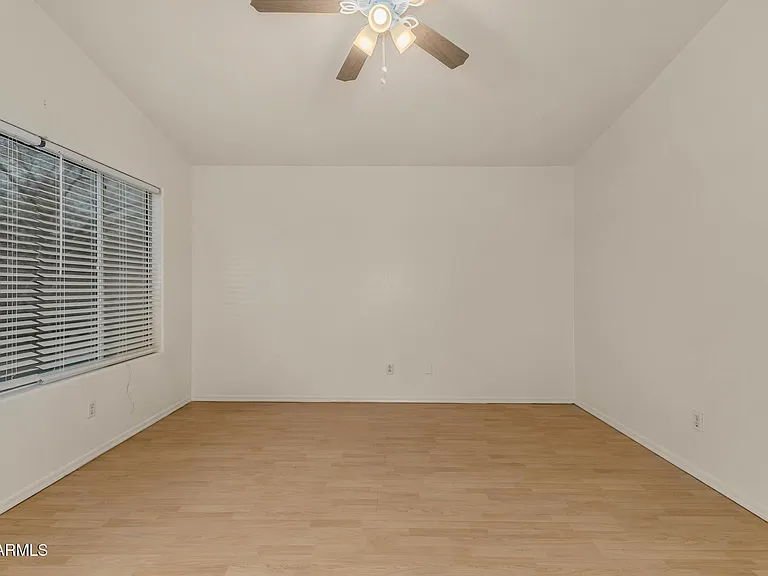 1343 E Angela Dr — Photo 21