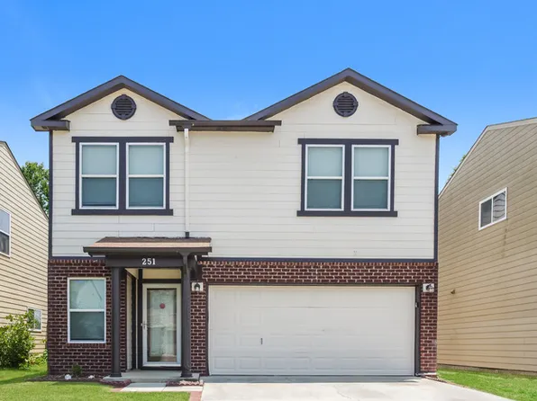 251 Bermuda Lakes Dr, Meridianville, AL 35759