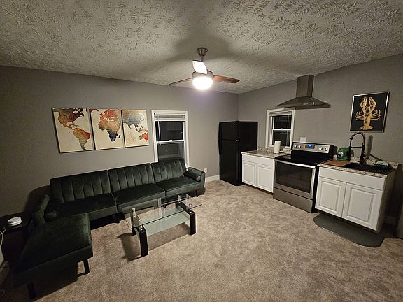 2nd image of 3339 Ruckle St #B