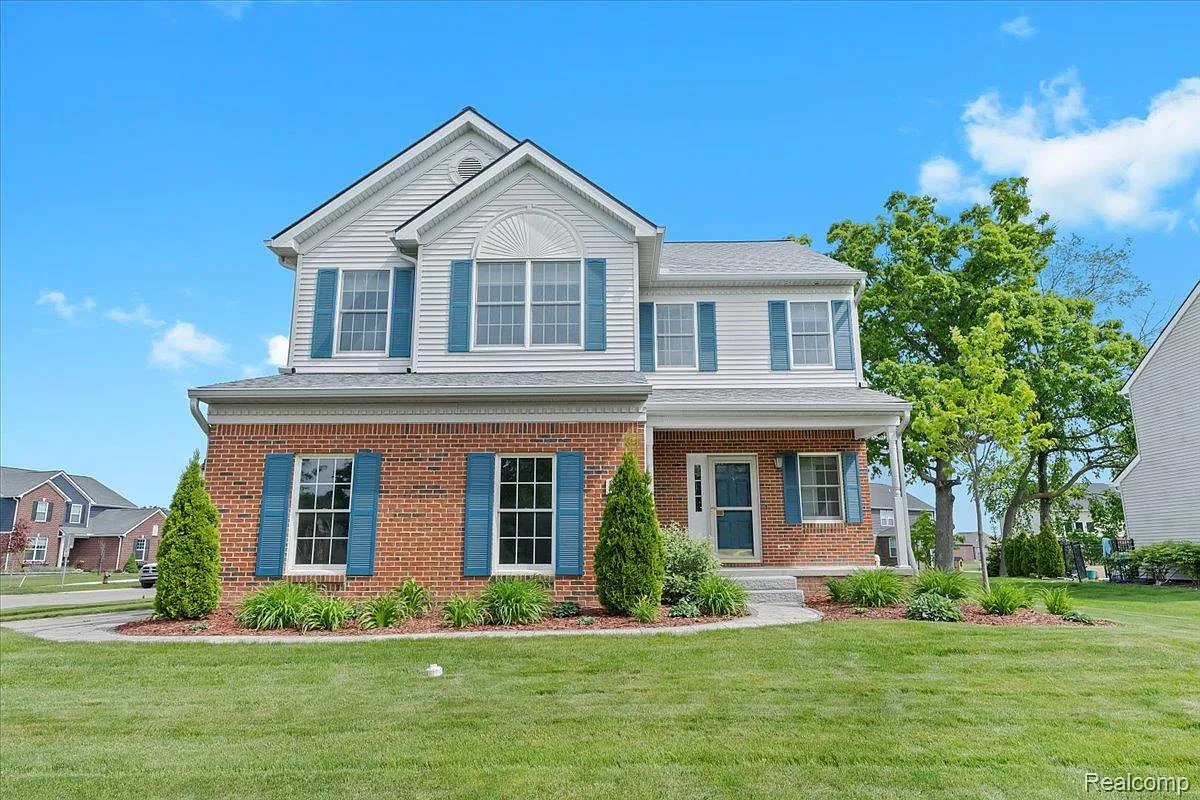 1132 Cantor Ln photo 1