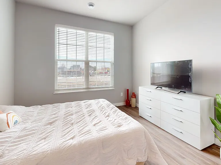 618 Autumn Wood Pkwy — Photo 6