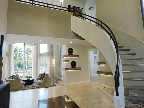 4th image of 3500 Windmill Ranch Road