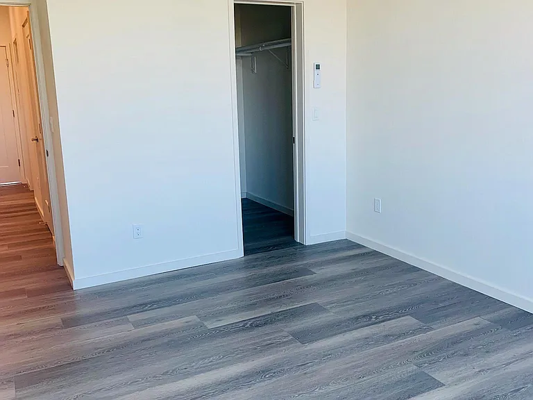 557 Oppenheimer Dr #304 — Photo 4