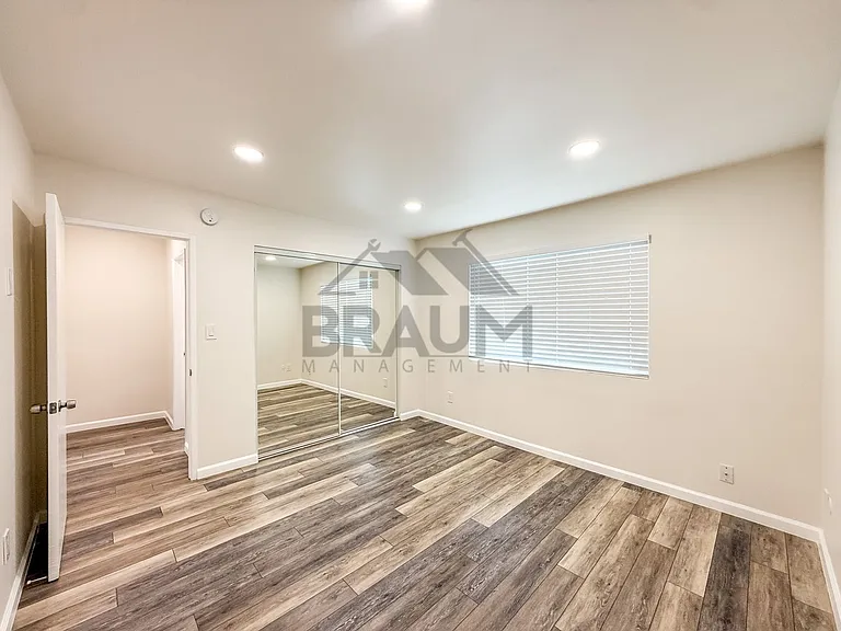 5611 FULCHER PROPERTY, LLC — Photo 31