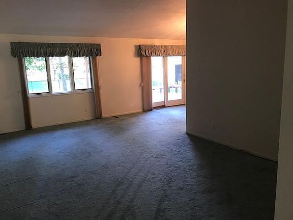 3rd image of 5399 Baines Dr