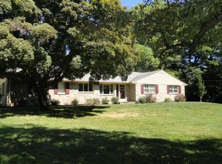 2057 Willow Street Pike, Lancaster, PA 17602