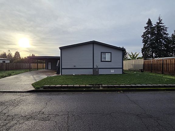 5th image of 2428 Marjorie Ave