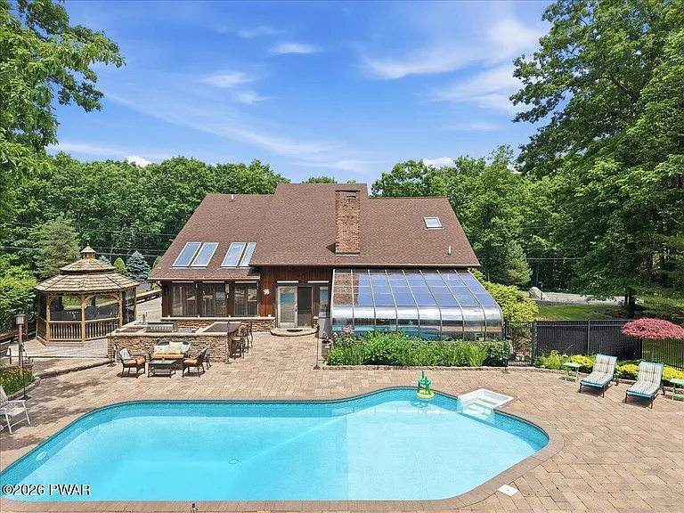 1075 Acacia Dr — Photo 55