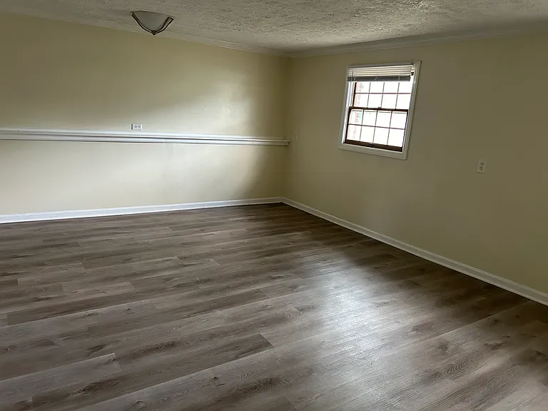 1005 Valley View Ln #2 — Photo 6
