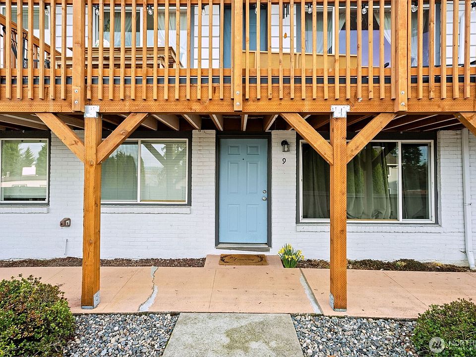 1st image of 2102 NW Kelly Drive #9