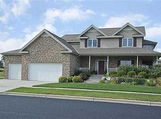 2105 Foggy Mountain Pass, Waunakee, WI 53597