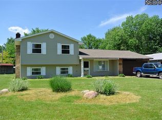 520 Carson Ave, Grand River, OH 44045