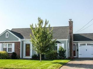 63 Kipling St, Springfield, MA 01118