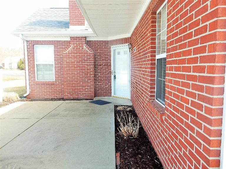 1st image of 8427 Waterleaf Ln #7