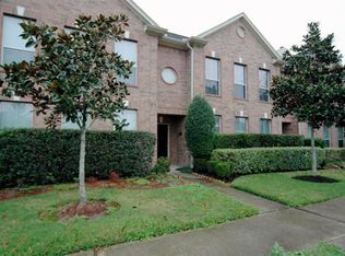 607 Travis St APT 3, Webster, TX 77598