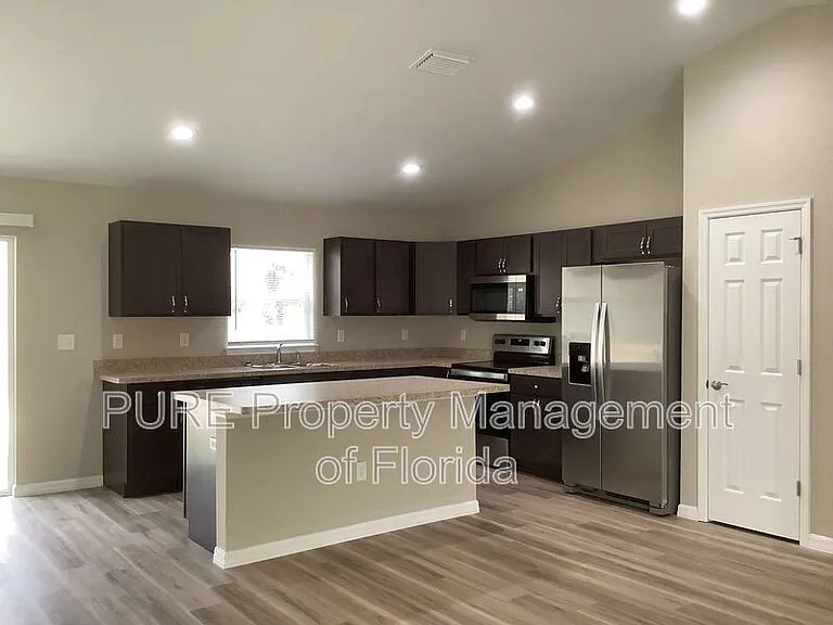 14010 SW 79th Ter — Photo 6